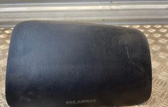 Toyota RAV 4 (XA20) Passenger airbag 7397042020B0