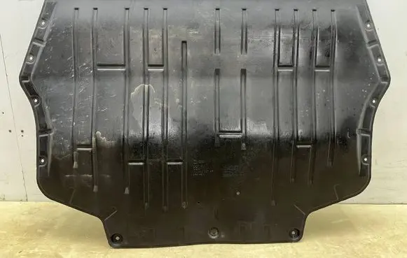 Seat Leon (1P) Engine splash shield/under tray 1K0825237af 1K0825237n