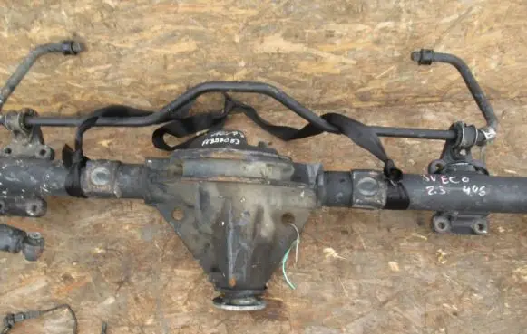 Iveco Daily 6th gen Rear axle beam with reductor 46393053