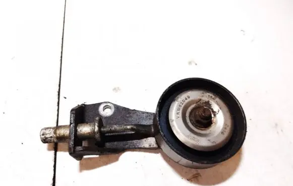 Nissan Murano Z50 Generator/alternator belt tensioner