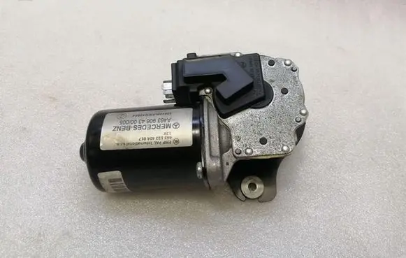 Mercedes-Benz G W461 W463 1st Gen Front door window regulator motor