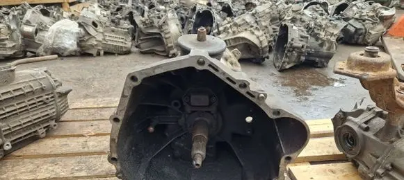 Volkswagen II LT Manual 5 speed gearbox 711623 040953 00300043l