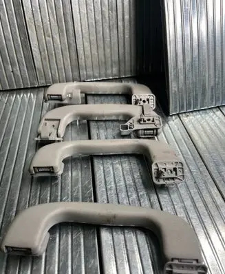 Opel Astra H A set of handles for the ceiling 
