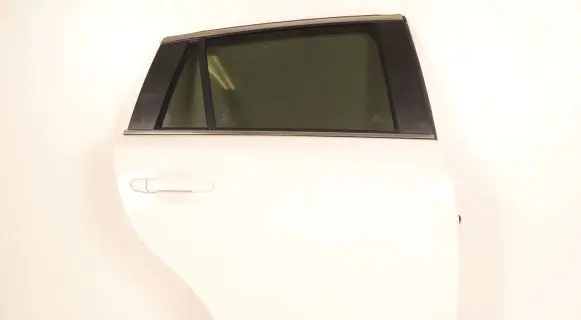 Mazda 6 Rear door