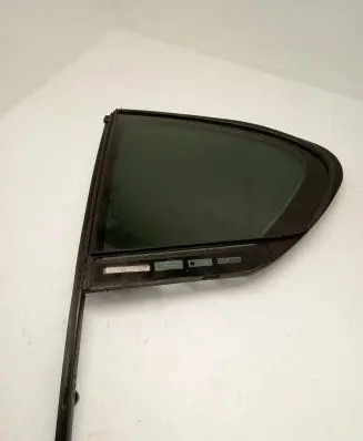 BMW 7 G11 G12 Rear vent window glass 7384216