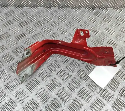 Volkswagen Caddy Fender mounting bracket 2K5821136