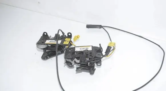 BMW 6 F06 Gran coupe Engine bonnet/hood lock/catch 7184442 7184441 7183765
