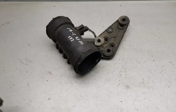 Mercedes-Benz C W203 Intercooler hose/pipe A2035200095