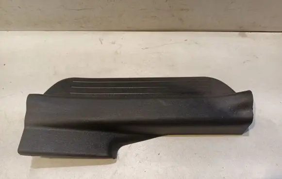 KIA Ceed Rear sill trim cover 858771H000