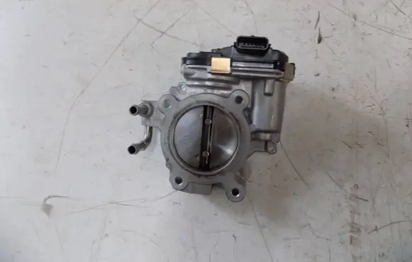 Nissan X-Trail T33 Throttle valve 6RA60-02