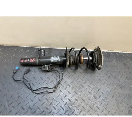 Front shock absorber with coil spring