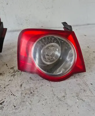 Volkswagen PASSAT B6 Rear/tail lights