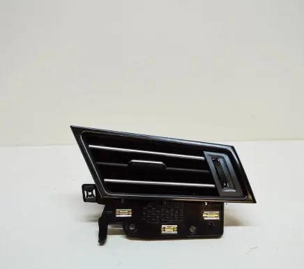 Volkswagen PASSAT B8 Dashboard air vent grill cover trim 3G2819702E