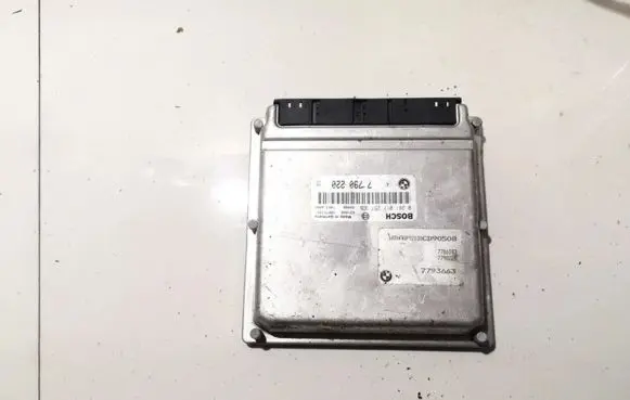 BMW X5 E53 Engine control unit/module 7790220 0281011257