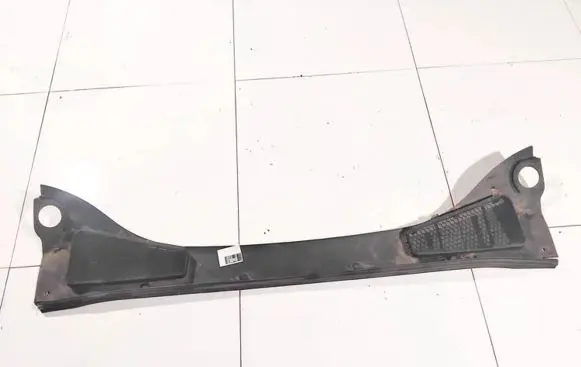 Ford Focus Wiper trim bm51a02216ae bm51-a02216-ae