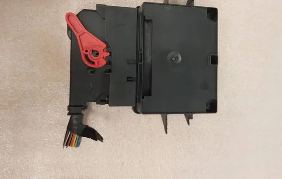 Land Rover Range Rover Sport L494 Hand brake control module DPLA2C491AD DPLA14C168AD