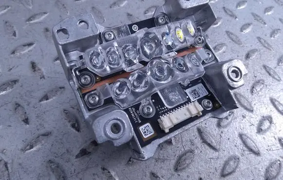 Headlight part