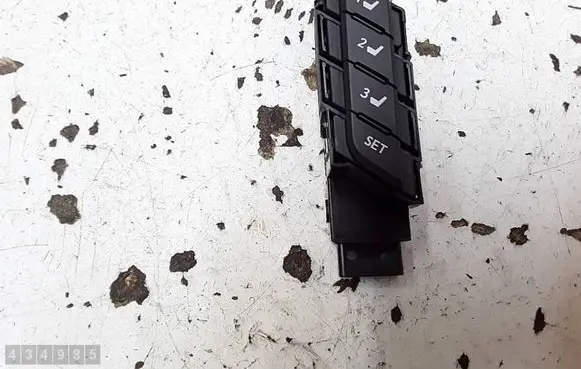 Lexus RX 450H Seat memory switch 15D395R