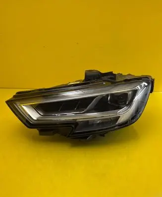 Audi A3 S3 8V Headlight/headlamp 8V0941035