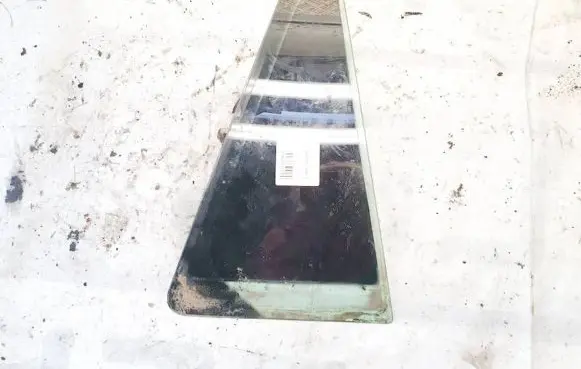 Volkswagen Golf VI Rear vent window glass dot476mat312as2