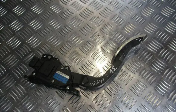 Renault Twingo II Accelerator pedal position sensor 8200426238D