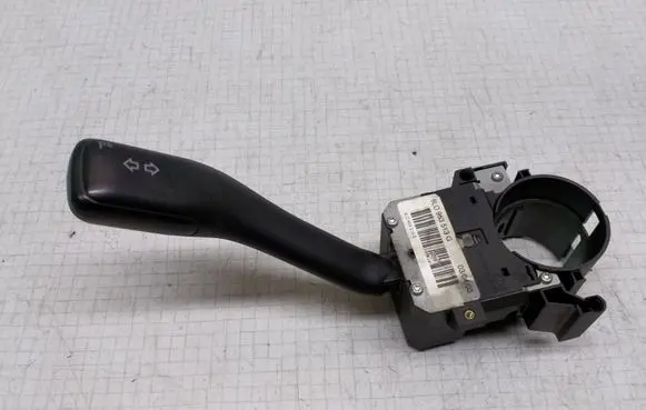 Volkswagen Golf IV Indicator stalk 8L0953513G