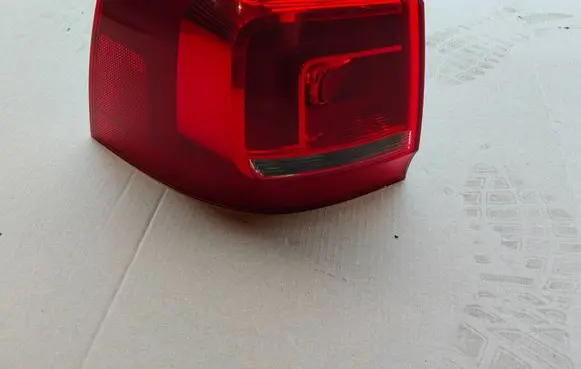 Volkswagen Sharan Rear/tail lights 7N0945095G