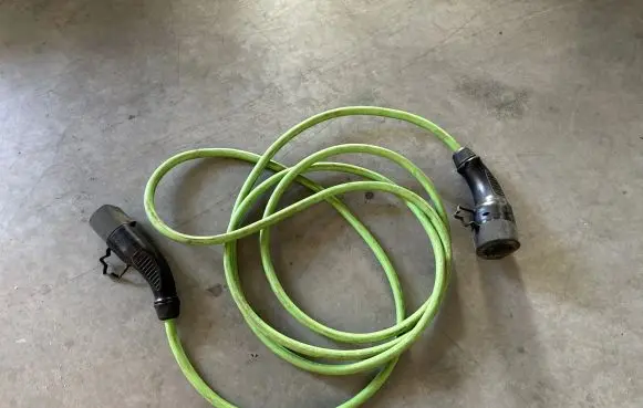 BMW X5 F15 Electric car charging cable 