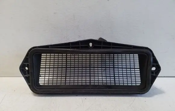 Volkswagen PASSAT B8 Air micro filter air duct channel part 5Q0815479