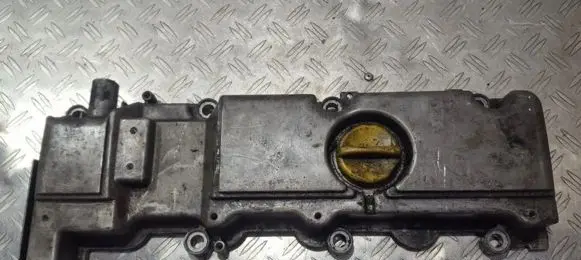Opel Zafira A Rocker cam cover 90528787 0073485