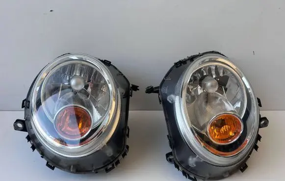 Mini One - Cooper Clubman R55 Headlight/headlamp 162704 160818