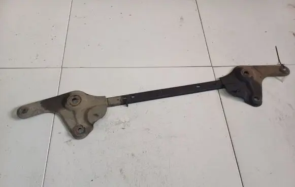 Renault Laguna III Radiator mount bracket 