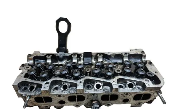 Mazda 6 Engine head RF5C11