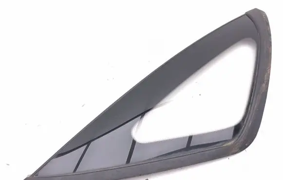 Mitsubishi 3000 GT Rear side window 43R00033 DOT20