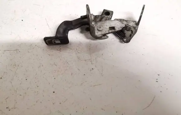 Toyota Avensis Verso Fuel tank opening switch 