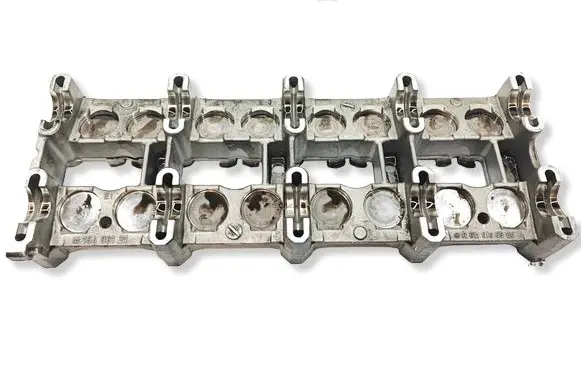 Mercedes-Benz Vito Viano W639 Camshaft holder R6110160504
