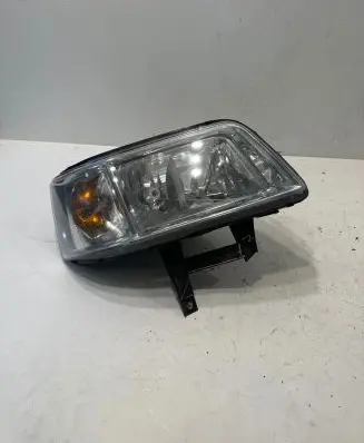 Volkswagen Transporter - Caravelle T5 Headlight/headlamp 7H1941016S 13661367 0301191302