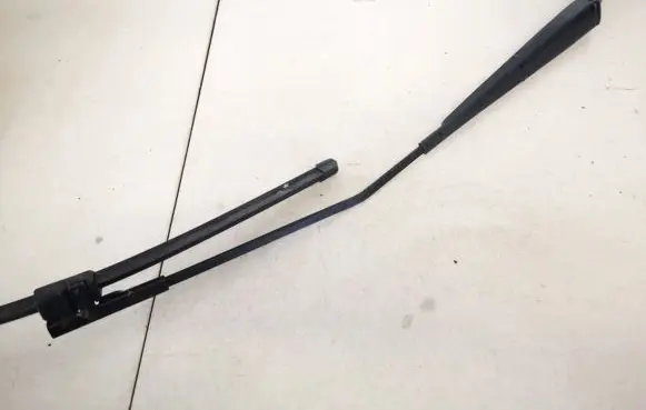 Volkswagen Golf V Front wiper blade arm 1k1955410