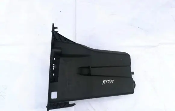 Ford Focus Glove box 4m51a06044bew p4m5a06008b