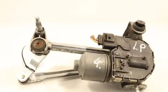 Seat Altea Wiper motor 0390241936