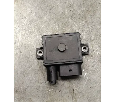 BMW 3 E90 E91 Glow plug pre-heat relay 780120002