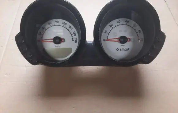 Smart ForFour I Speedometer (instrument cluster)