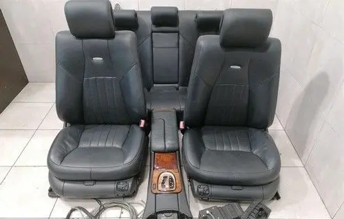 Mercedes-Benz S W220 Rear seat