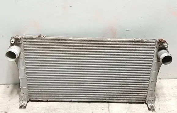 Toyota Avensis T270 Intercooler radiator JD1271003521 0R040
