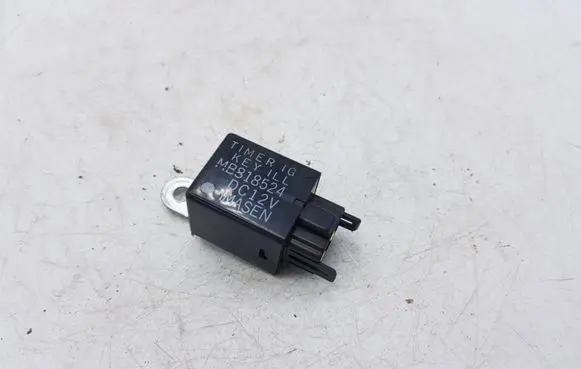 Mitsubishi Pajero Other relay MB818524