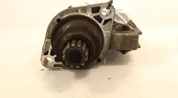 Volkswagen PASSAT CC Starter motor 