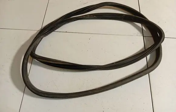 Opel Zafira A Rubber seal rear door 
