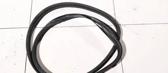 Alfa Romeo 159 Rubber seal front coupe door 