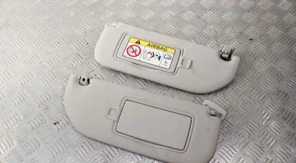 Toyota Aygo AB40 Sun visor clip/hook/bracket 