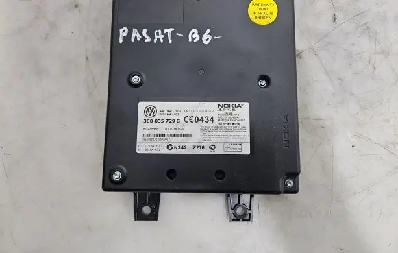 Volkswagen PASSAT B6 Bluetooth control unit module 3C0035729G
